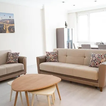 Stylish And Flat In Sisli 2 Bedroom 1 Livingroom איסטמבול