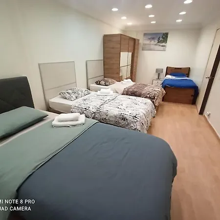 דירה Stylish And Flat In Sisli 2 Bedroom 1 Livingroom איסטמבול